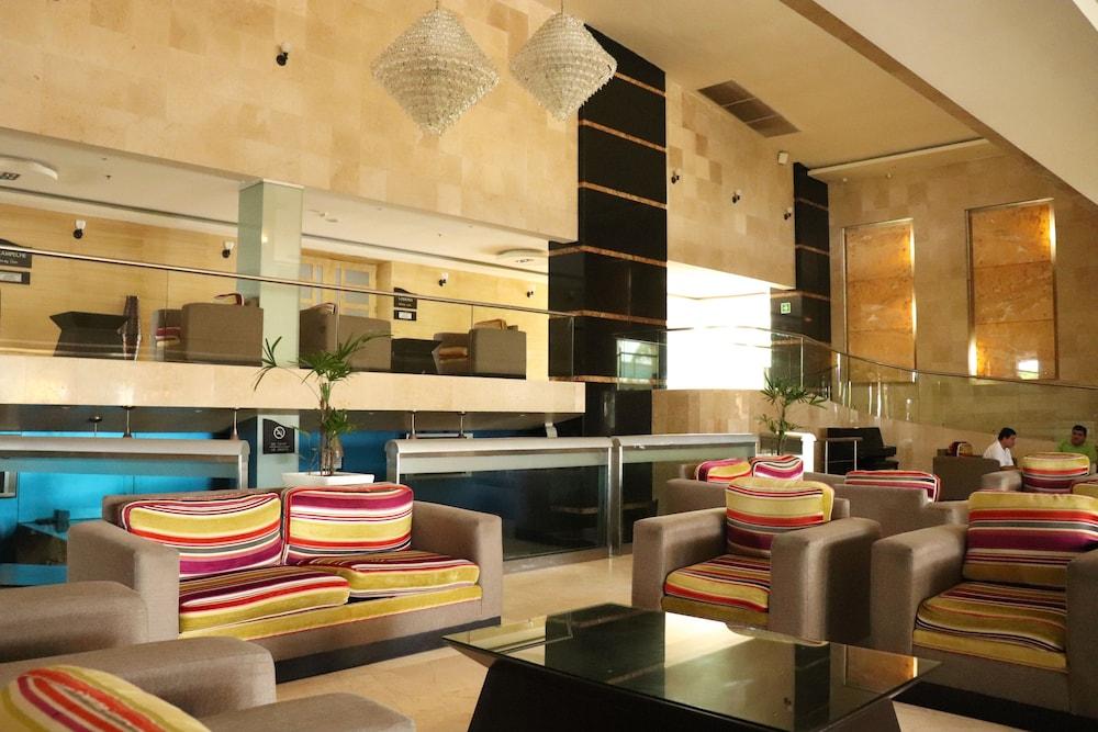 Holiday Inn - Villahermosa Aeropuerto By Ihg Exterior photo