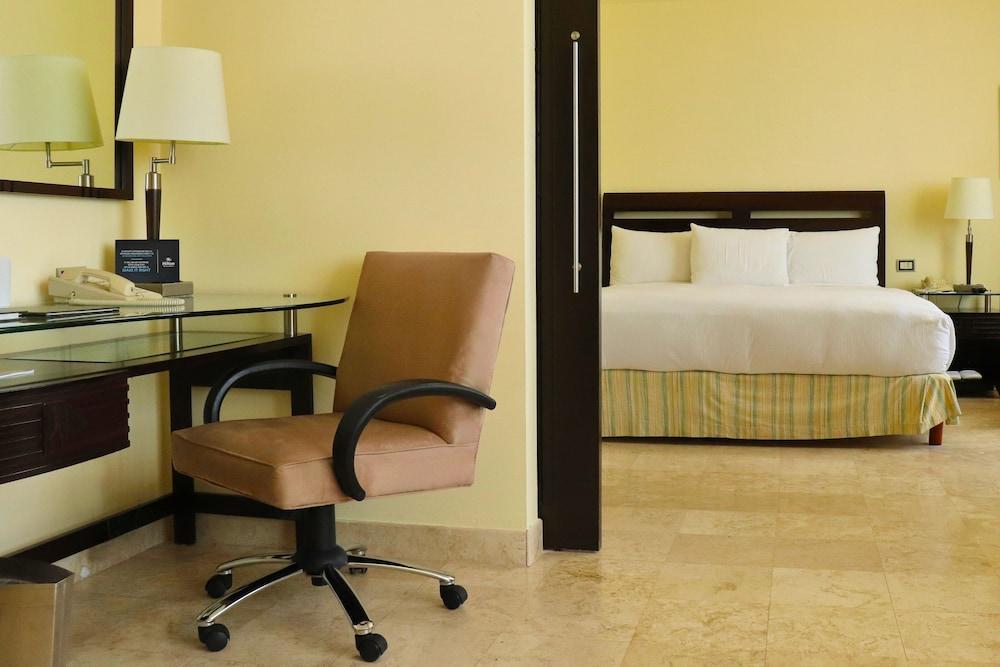 Holiday Inn - Villahermosa Aeropuerto By Ihg Exterior photo