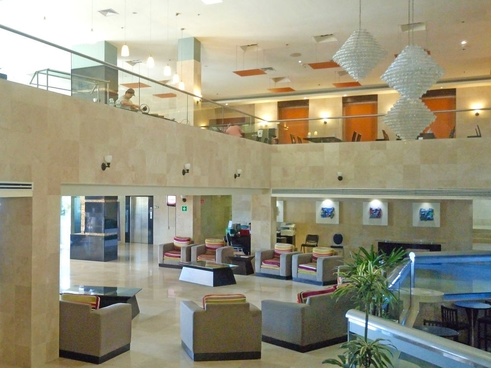 Holiday Inn - Villahermosa Aeropuerto By Ihg Exterior photo